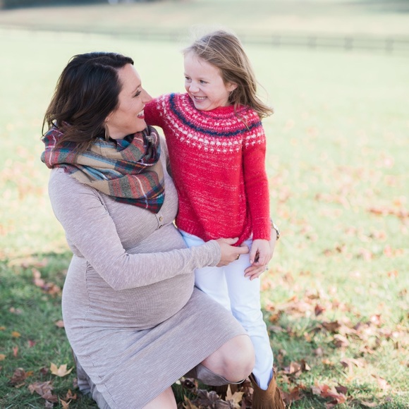 Meet your Posher, Leah - Picture 5 of 7